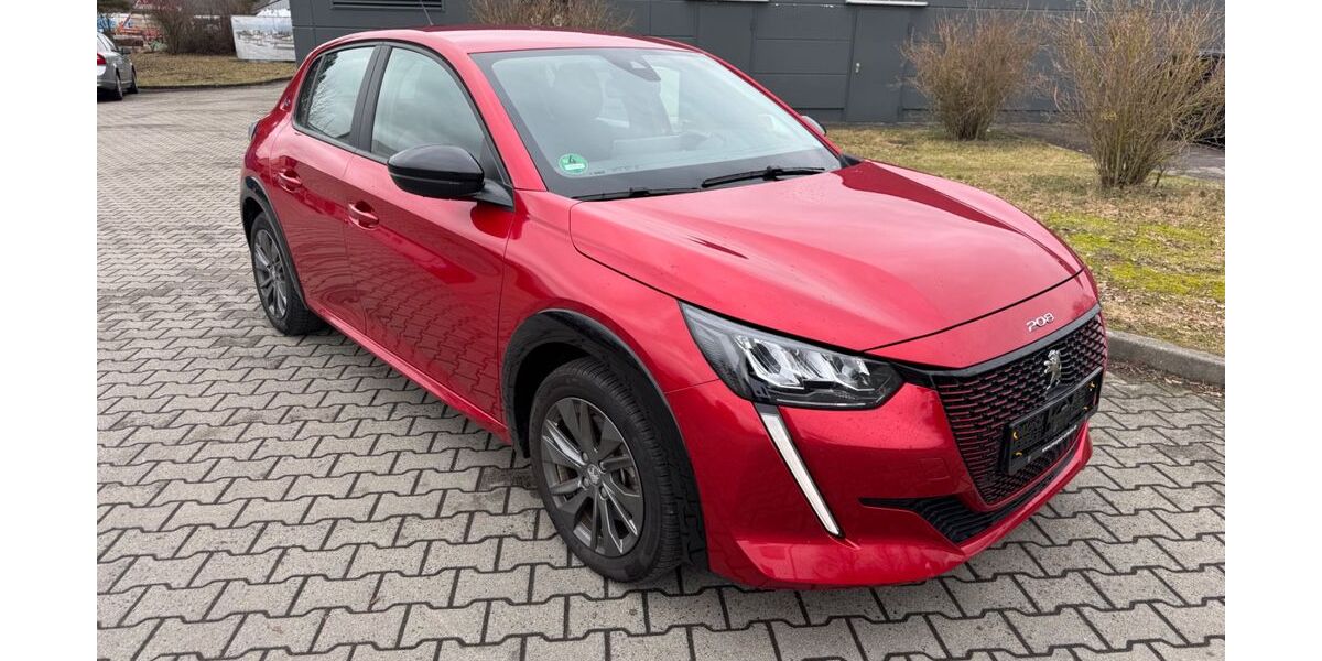 Peugeot 208 54.674 km 13.690 &euro; Mittenwalde 15749