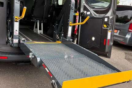Ford Transit Custom 81.500 km 25.990 &euro; Lübeck 23560