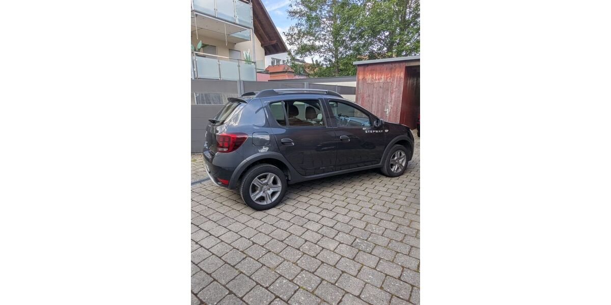 Dacia Sandero 125.030 km 6.300 &euro; Villingen-Schwenningen 78050