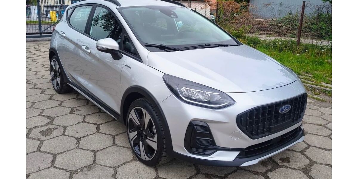 Ford Fiesta 36.000 km 14.800 &euro; Grebenau - Schwarz 36323