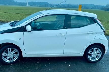 Toyota Aygo (X) 99.000 km 7.100 &euro; Rosendahl 48720