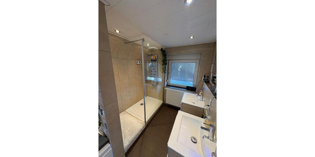 Doppelhaushälfte Uelsen - 4 Zimmer, 102 m&sup2;, 269.000&euro; | Angebot:25840948