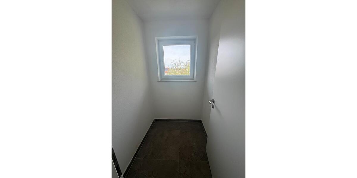Etagenwohnung Memmingen - 2.5 Zimmer, 70 m&sup2;, 1.200&euro; | Angebot:26350725