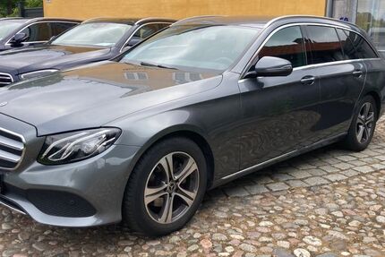 Mercedes-Benz E 220 97.500 km 21.499 &euro; Nübelfeld / Steinbergkirche 24972