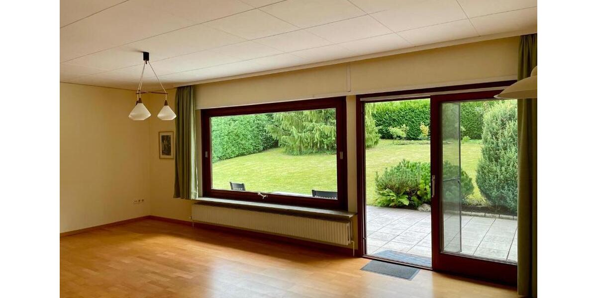 Bungalow Weilrod - 3 Zimmer, 120 m&sup2;, 350.000&euro; | Angebot:26719958