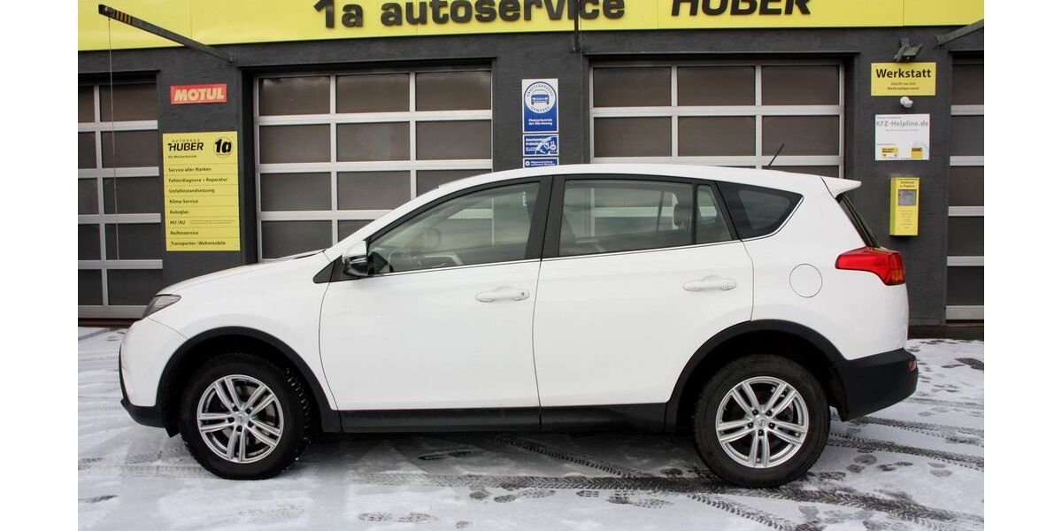 Toyota RAV 4 147.846 km 12.595 &euro; Bad Kötzting 93444