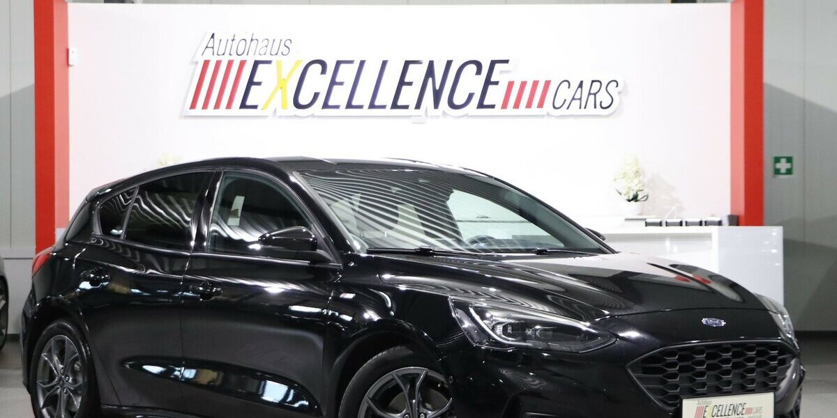 Ford Focus 2.0 EcoBlue ST-LINE-SPORT / LED / CARBON 115.000 km 18.555 &euro; Hamm 59077