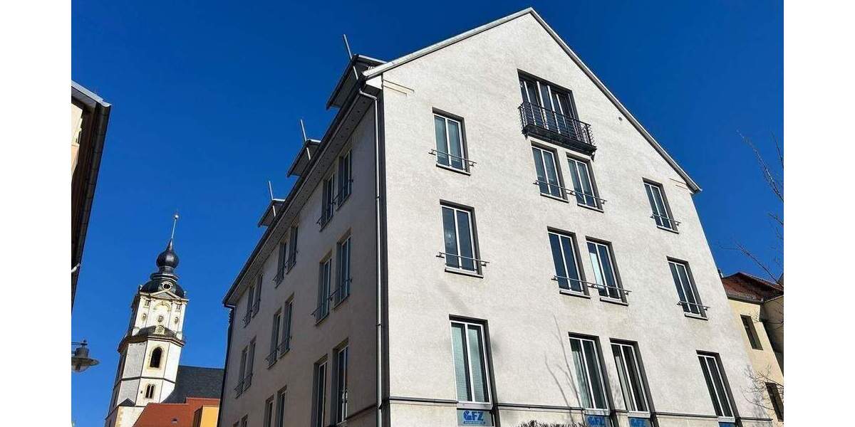 Etagenwohnung Weißenfels - 3 Zimmer, 109 m&sup2;, 800&euro; | Angebot:24990147