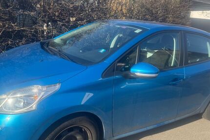 Peugeot 208 103.000 km 4.500 &euro; Dürnau 73105
