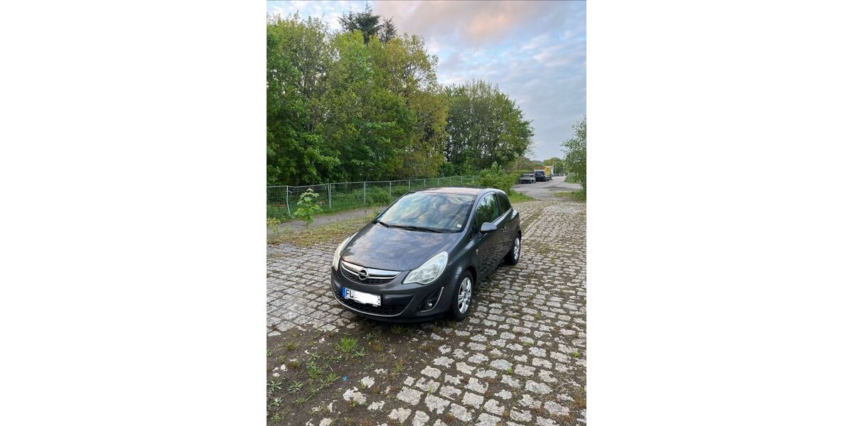 Opel Corsa 88.200 km 3.800 &euro; Flensburg 24941