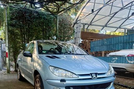 Peugeot 206 162.000 km 1.250 &euro; Karlsruhe 76199