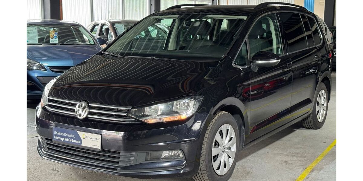 VW Touran 150.000 km 15.990 &euro; Kiel 24145