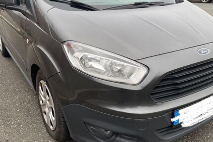 Ford Transit Courier 264.700 km 4.799 &euro; nürnberg 90439