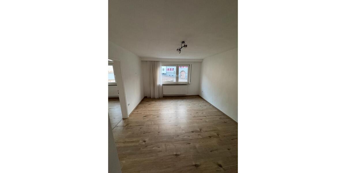 Etagenwohnung Ubstadt-Weiher Weiher - 3.5 Zimmer, 75 m&sup2;, 1.150&euro; | Angebot:24730119