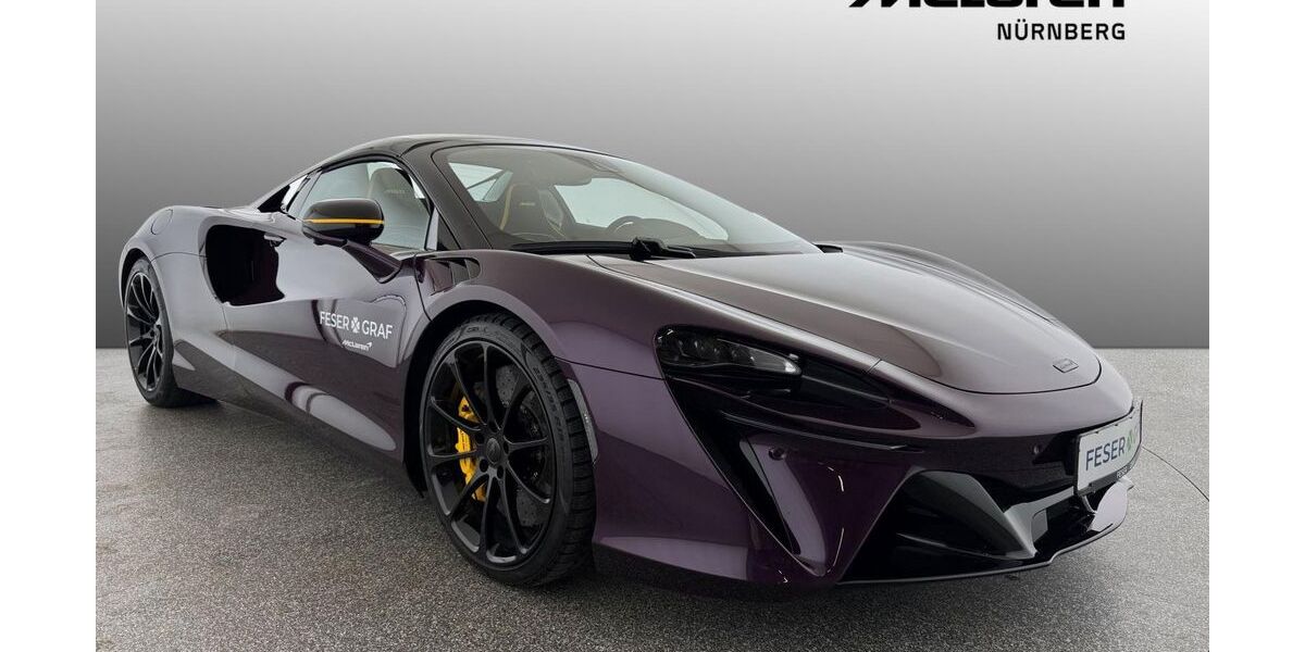 McLaren Artura 5.290 km 328.900 € Nürnberg 90441