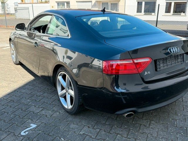 Audi A5 301.000 km 5.900 &euro; Wiesbaden 55246