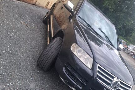 VW Touareg 162.000 km 3.700 &euro; Kronach 96317