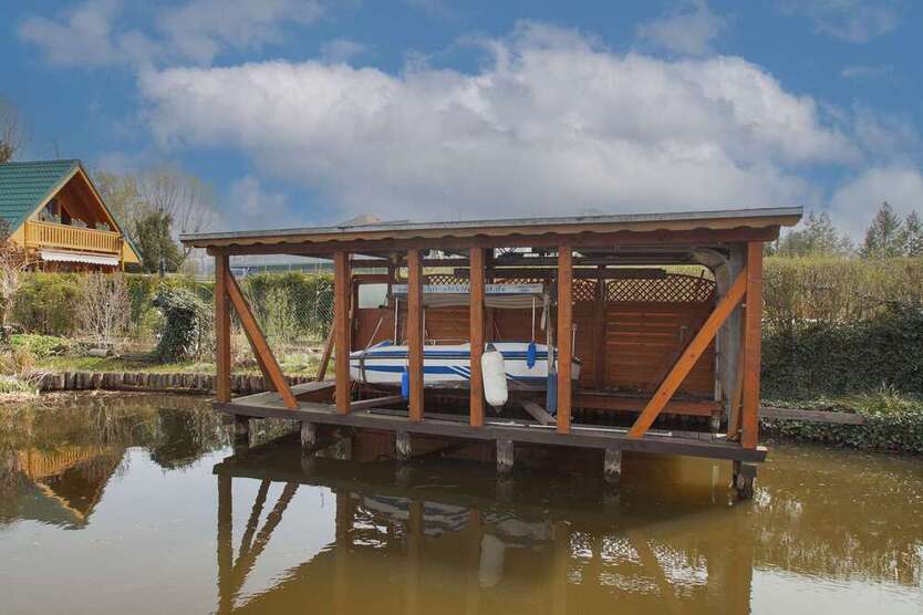 Wohntraum am Wasser! EFH mit eigenem Bootsanlegesteg direkt an der Havel! 3 zimmer