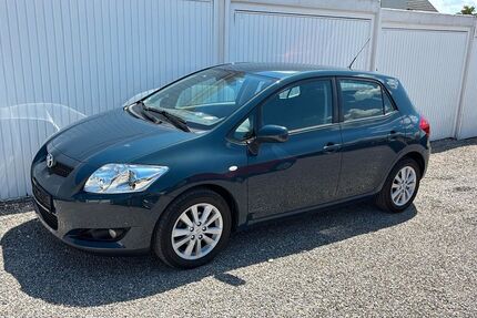 Toyota Auris 76.000 km 6.600 &euro; Dürrlauingen / Ortsteil Mindelaltheim 89350