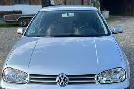VW Golf 107.000 km 2.800 &euro; Kißlegg 88353