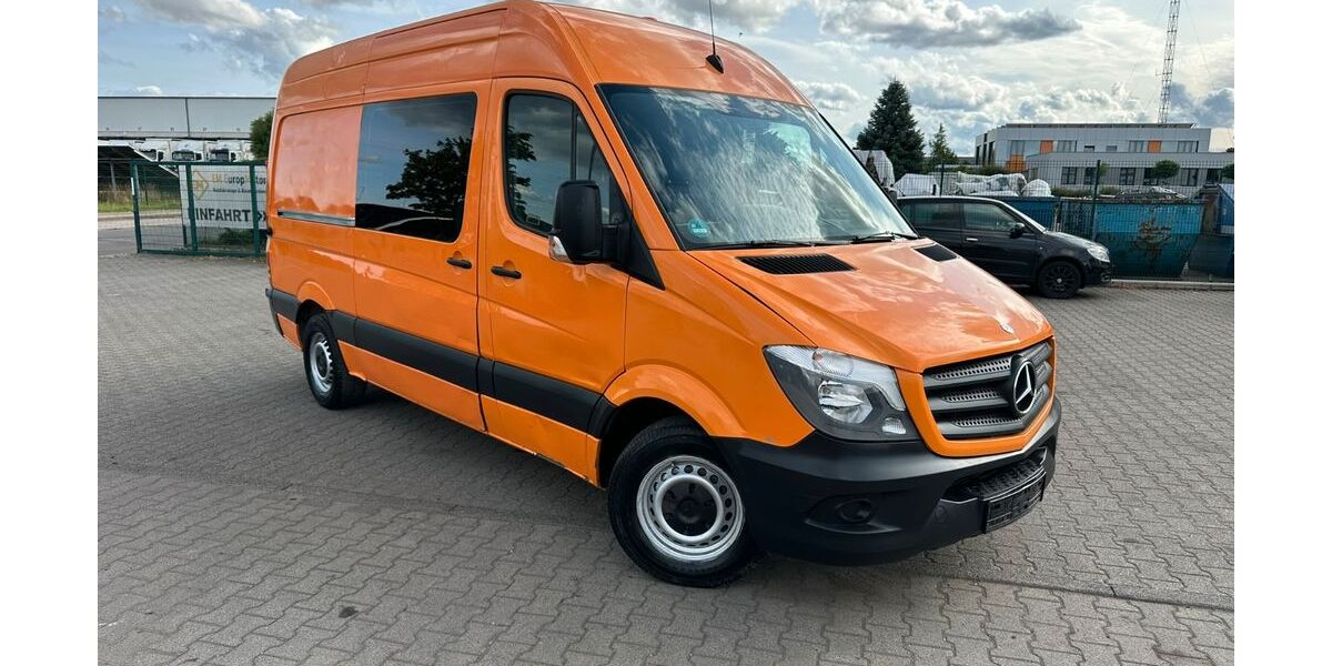 Mercedes-Benz Sprinter 380.000 km 8.318 € Großschirma 09603