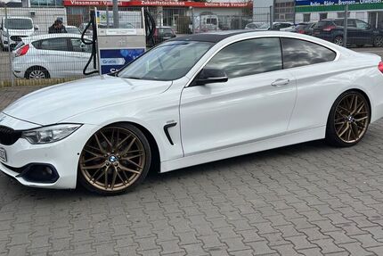 BMW 428