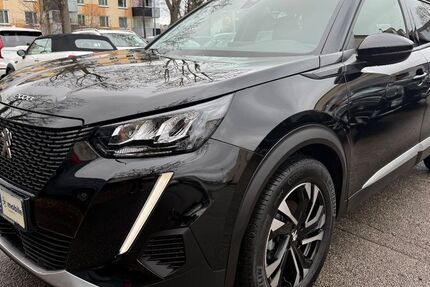 Peugeot 2008 31.000 km 14.999 € München 81243