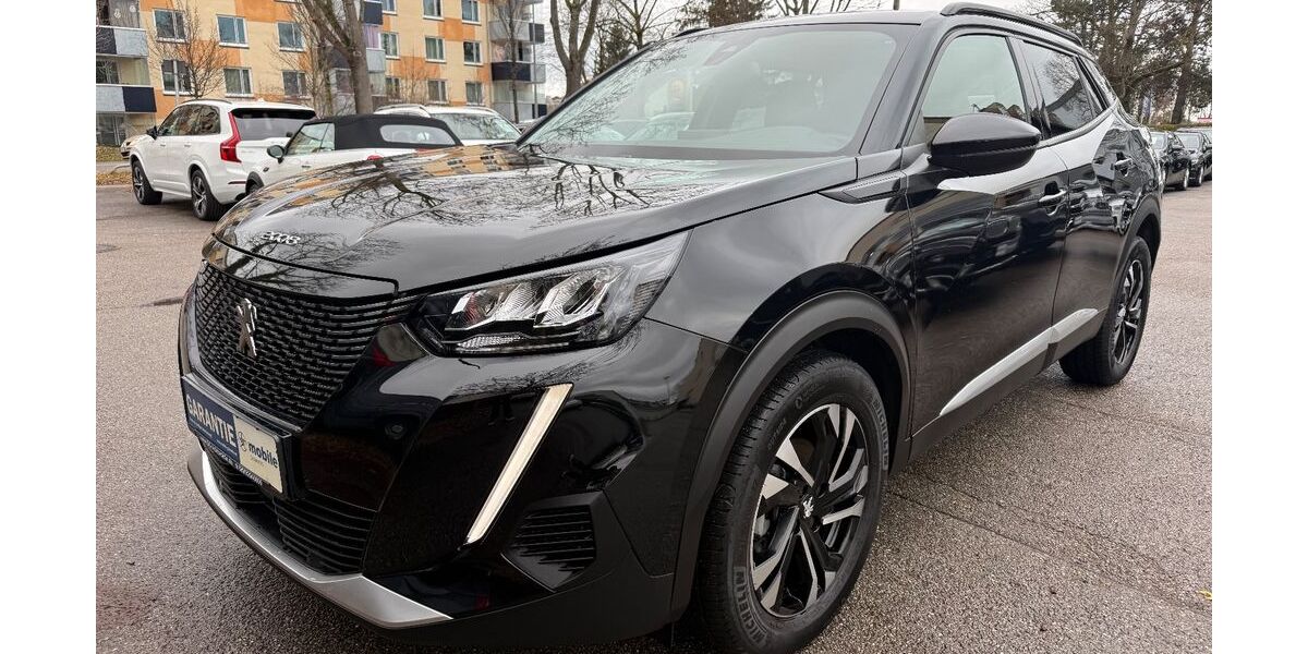 Peugeot 2008 31.000 km 14.999 &euro; München 81243