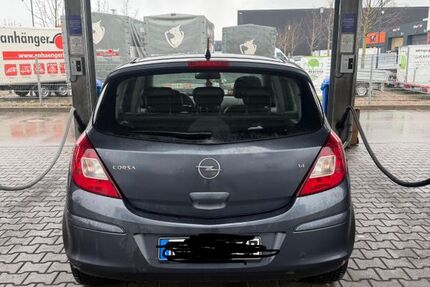 Opel Corsa 204.100 km 2.799 &euro; Freiburg 79115