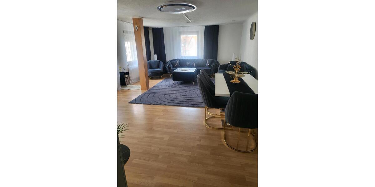 Doppelhaushälfte Engstingen - 4 Zimmer, 120 m&sup2;, 1.200&euro; | Angebot:26019663