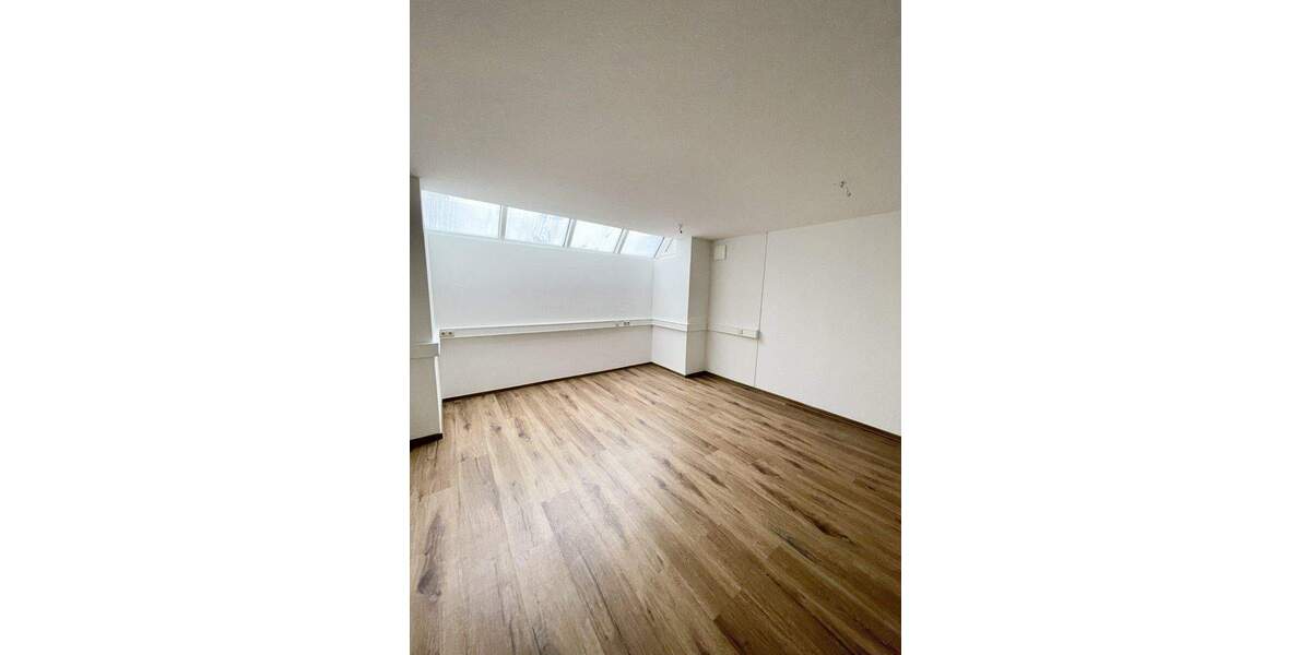 Gewerbeobjekt Dresden Gohlis - 3 Zimmer, 249.000&euro; | Angebot:25278669