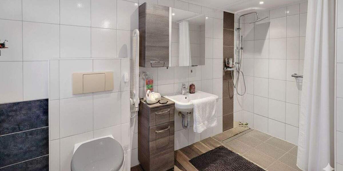 Mehrfamilienhaus, Wohnhaus Planebruch Damelang - 7 Zimmer, 213 m&sup2;, 399.000&euro; | Angebot:23396304