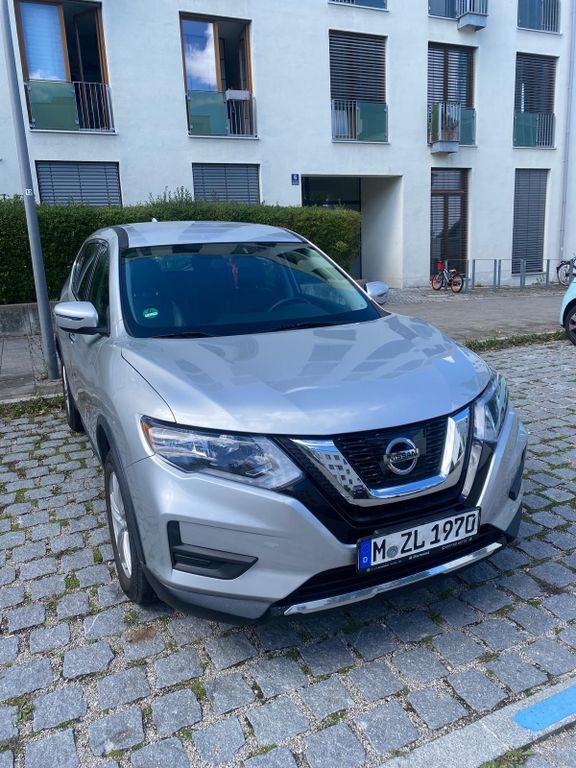 Nissan X-Trail 53.000 km 18.400 € München 81829