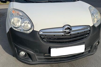 Opel Combo 135.000 km 5.100 &euro; Offenbach am Main 63071