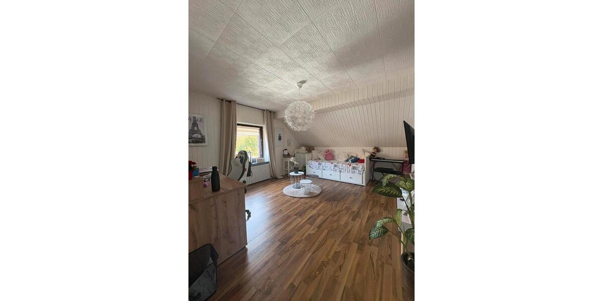 Einfamilienhaus Velpke - 6 Zimmer, 170 m&sup2;, 320.000&euro; | Angebot:25283369