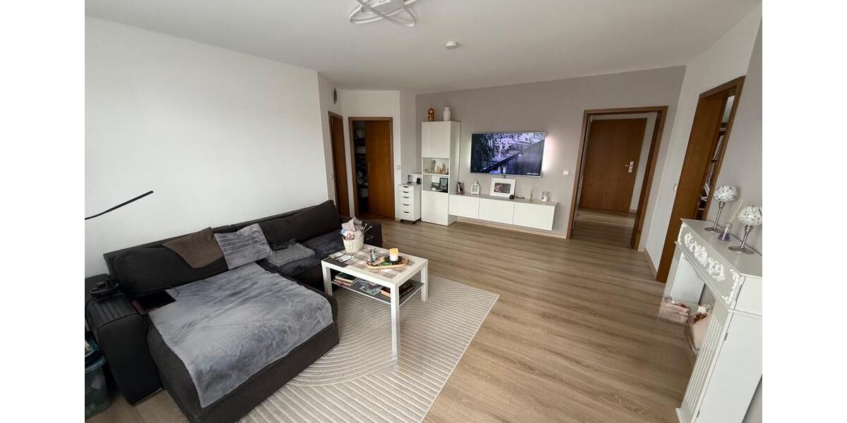 Etagenwohnung Grünberg - 3 Zimmer, 70 m&sup2;, 665&euro; | Angebot:25368725