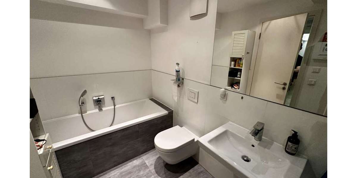 Traumwohnung mit Sauna, Terrasse, 2 Bäder in der Südvorstadt 5 zimmer