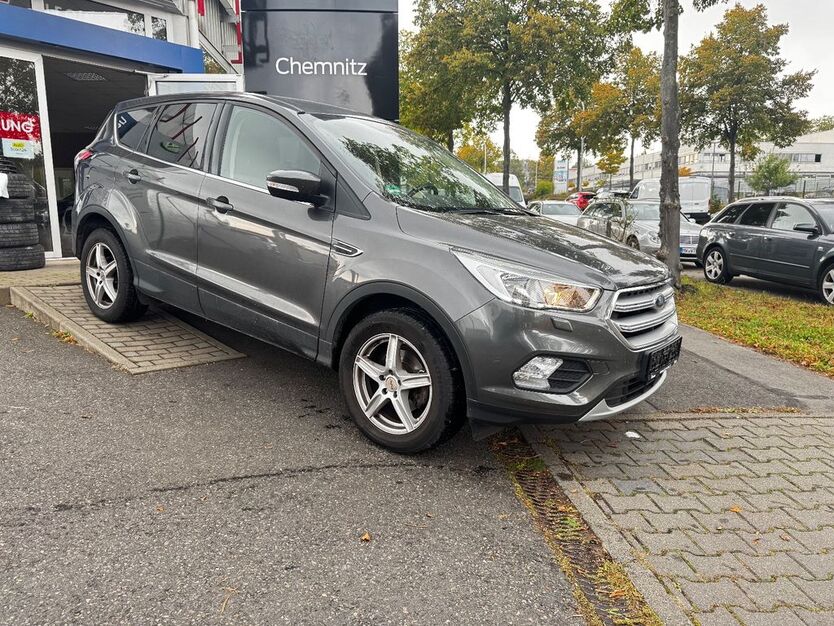 Ford Kuga 62.440 km 12.600 € Chemnitz 09114