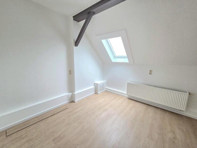 Schicke 3-Zimmer-Dachgeschoßwohnung in zentraler Lage von Stollberg!
