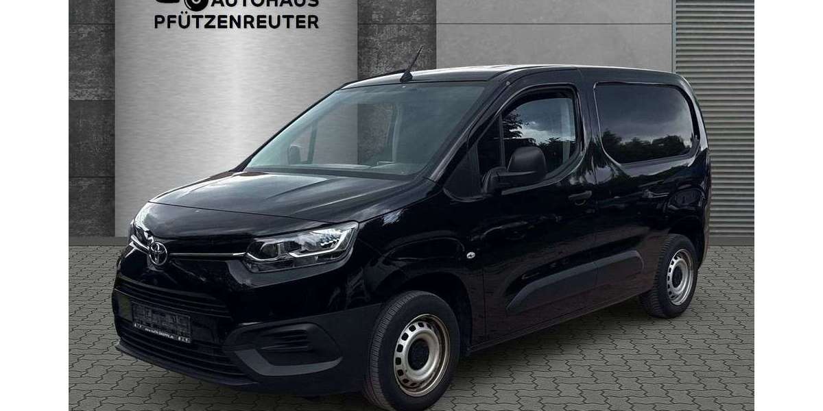 Toyota Proace 99.700 km 13.700 &euro; Gremersdorf 23758