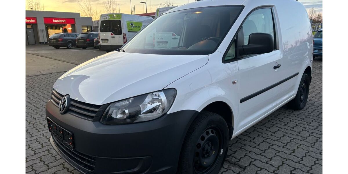 VW Caddy 89.691 km 8.490 &euro; Göttingen 37081
