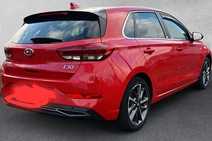Hyundai i30 54.800 km 17.500 &euro; Büren 33142