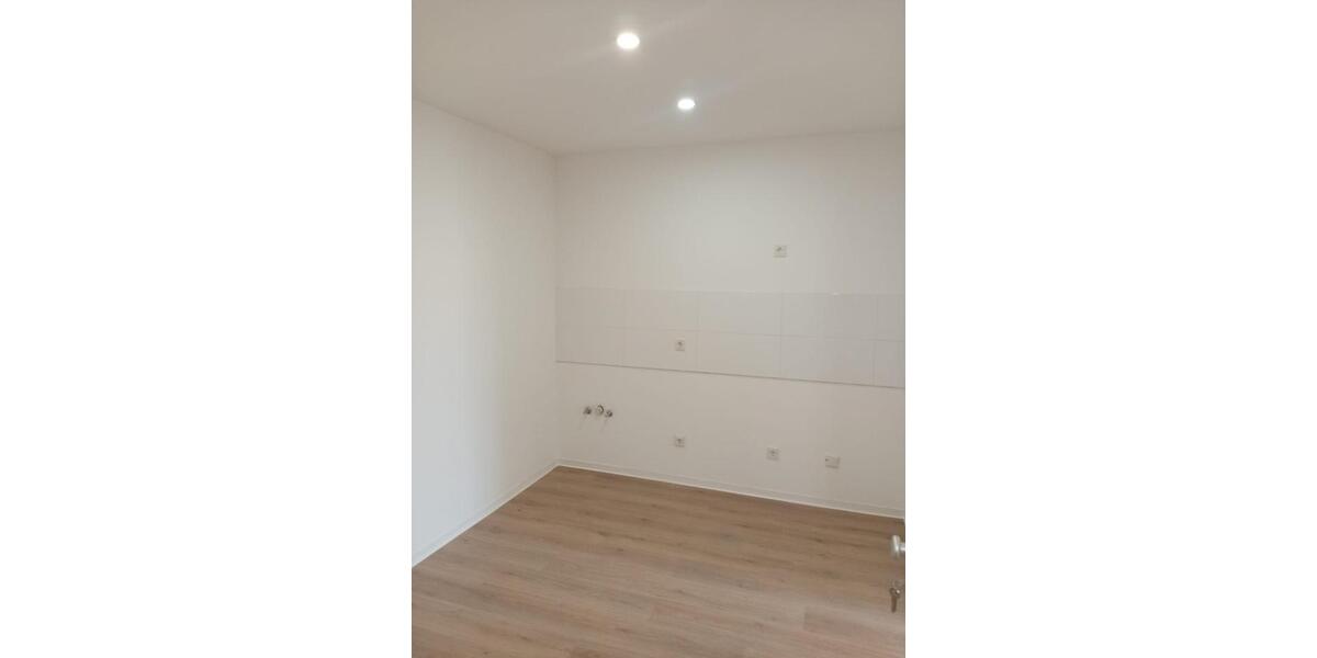 Etagenwohnung Schiffweiler - 1 Zimmer, 40 m&sup2;, 530&euro; | Angebot:26408569