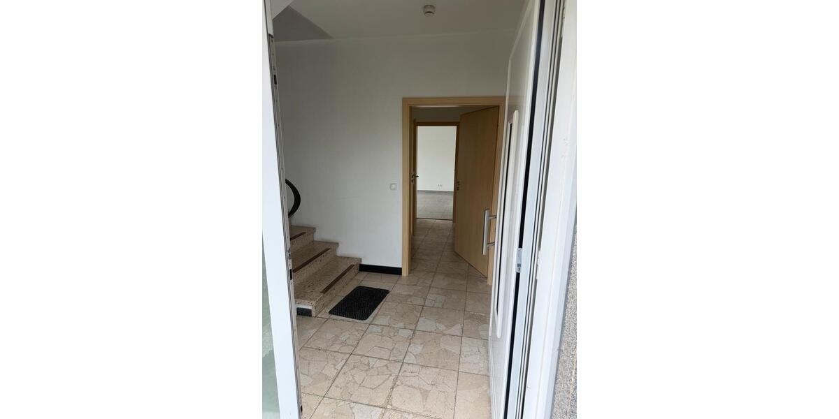 Erdgeschoßwohnung Kassel Fasanenhof - 2 Zimmer, 85 m&sup2;, 780&euro; | Angebot:25571720