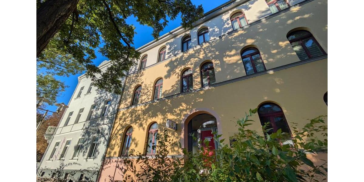 Dachgeschoßwohnung Zwickau - 2 Zimmer, 64 m&sup2;, 385&euro; | Angebot:26404470