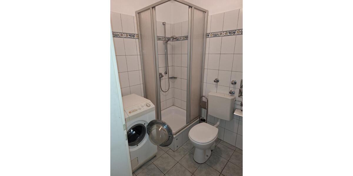 Etagenwohnung Eggenfelden - 1 Zimmer, 41 m&sup2;, 312&euro; | Angebot:25428020