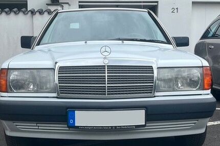 Mercedes-Benz 190 207.000 km 6.500 &euro; Obertshausen 63179