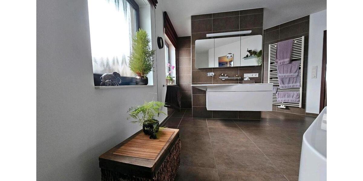 Einfamilienhaus Hüllhorst - 6 Zimmer, 193 m&sup2;, 600.000&euro; | Angebot:26879557