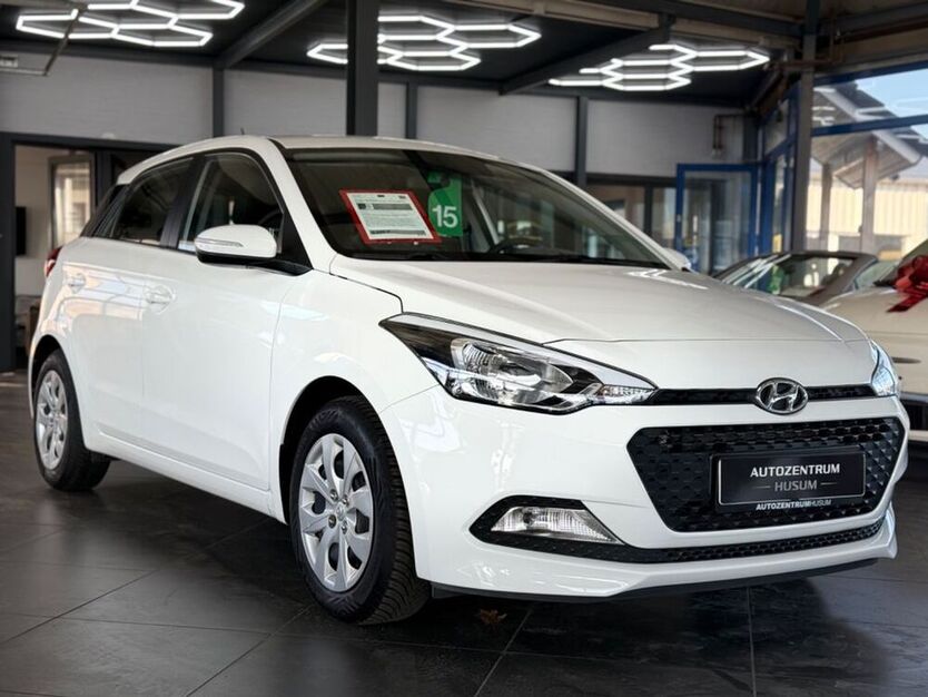 i20