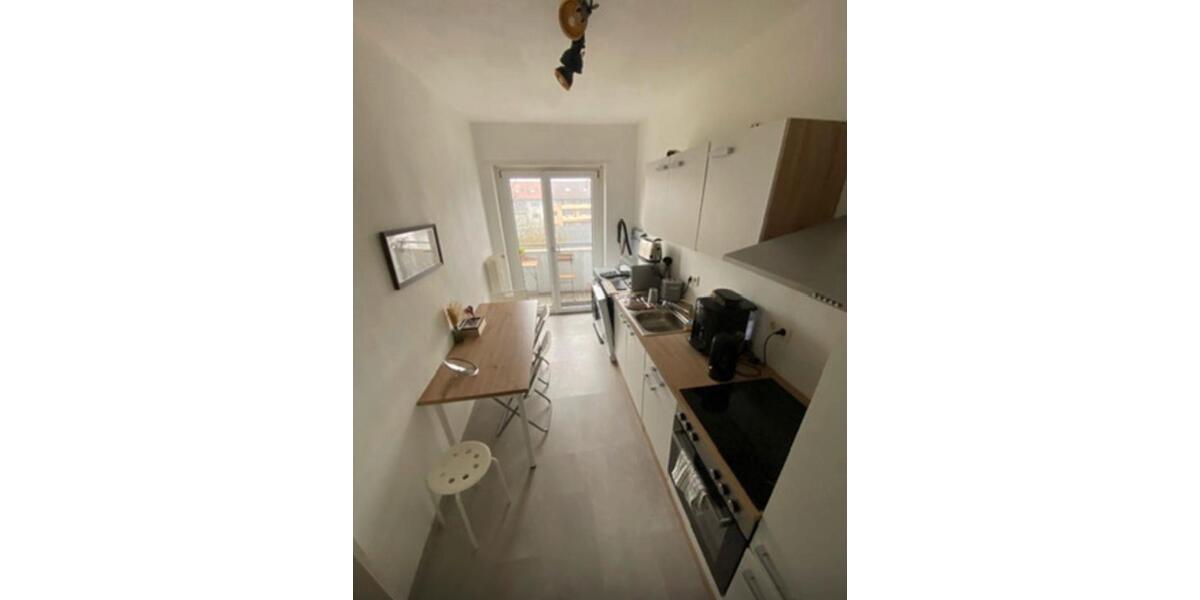 Möbliertes WG Zimmer in der Karlsruher Südstadt 3 zimmer